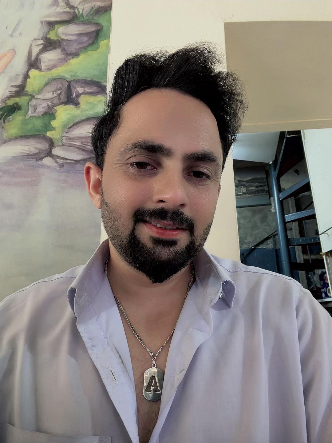 @BABBU🇵🇰🇬🇷