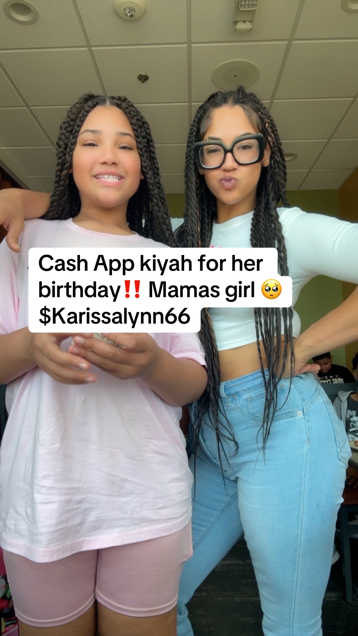 @TheyCallMeSIS⭐️