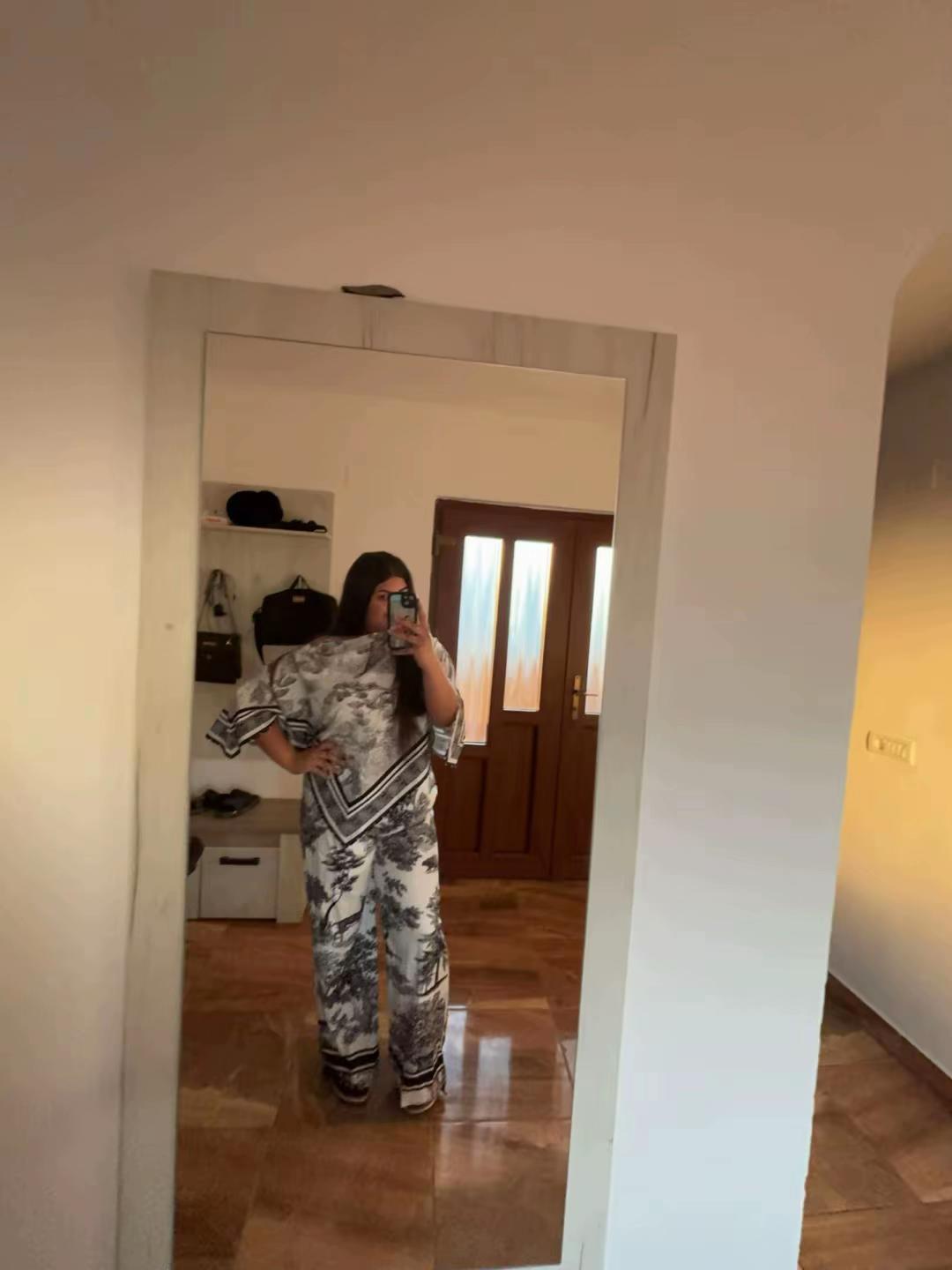 @Andreea Deea