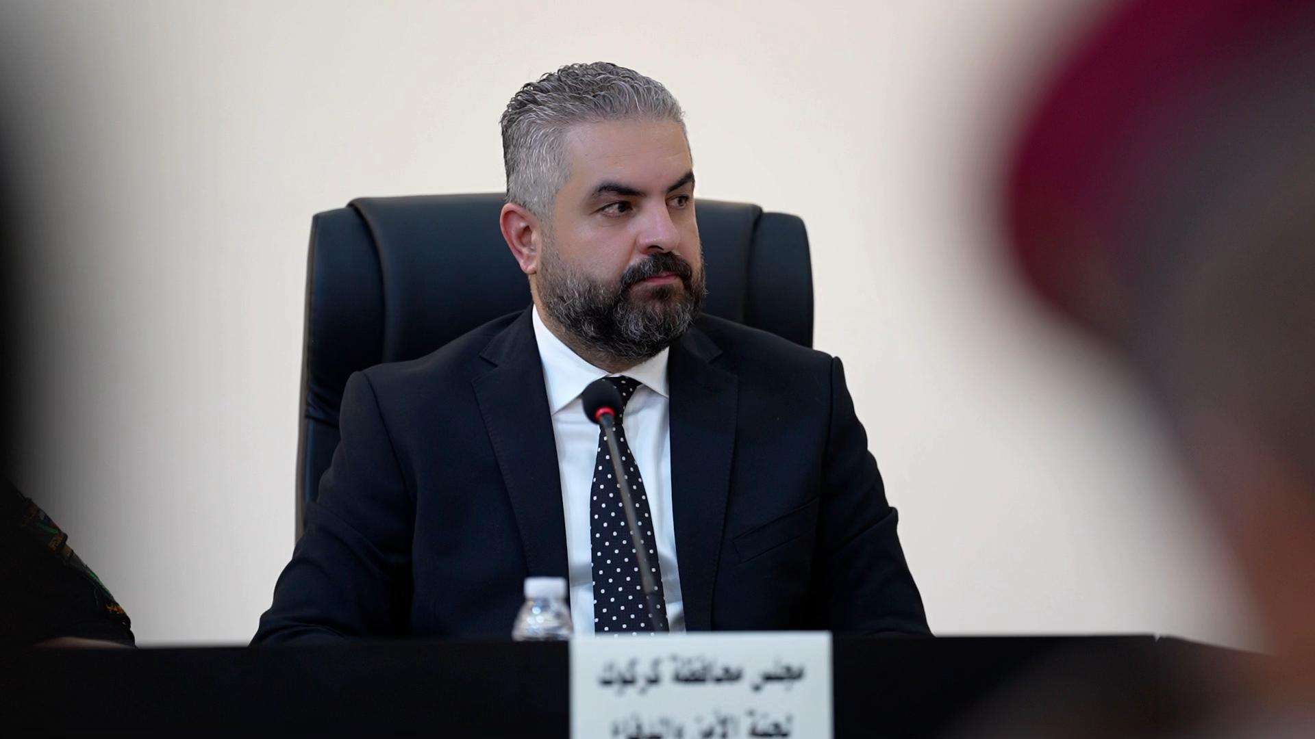 @رئيس لجنة الأمن والدفاع