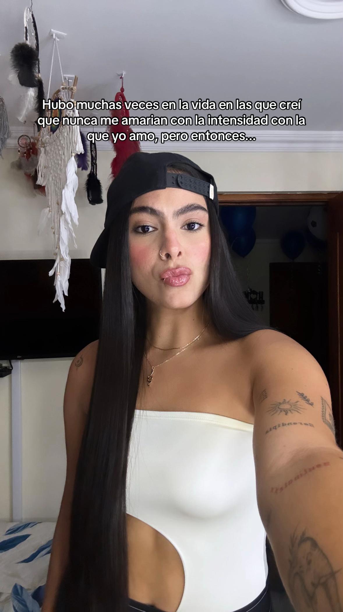 @Caro H.🧃