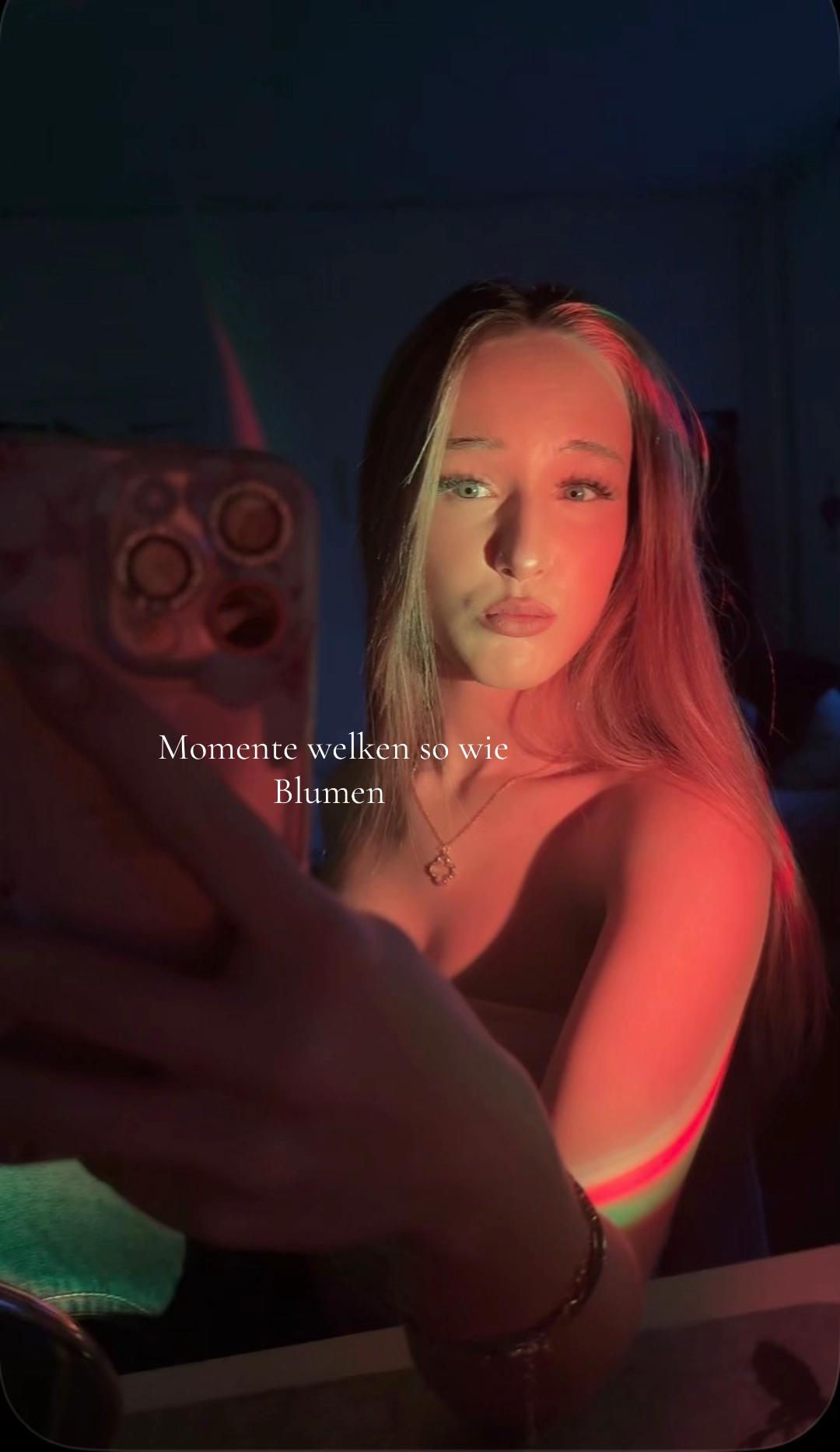 @𝒮𝒶𝓂𝒾𝓇𝒶🍸🌺