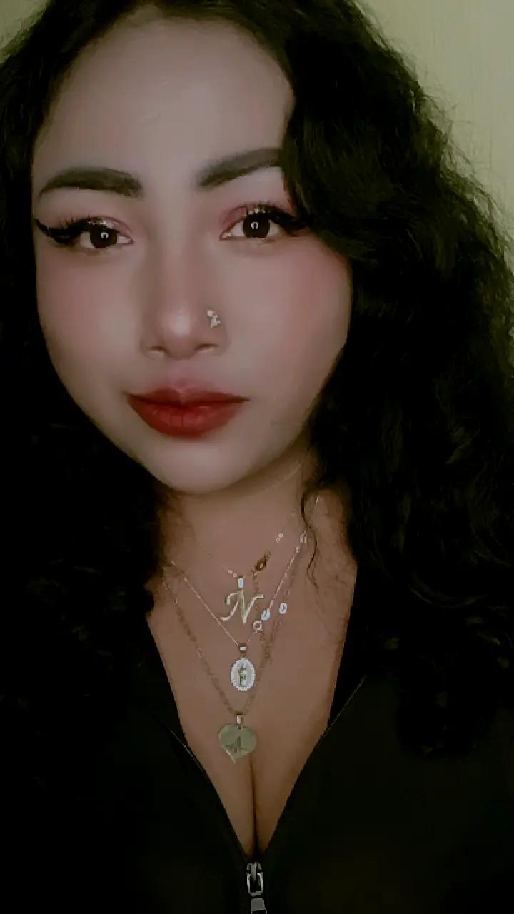 @❤️🔥🦄ᶜʰⁱⁿᵃ Bb 👑♑️🦋