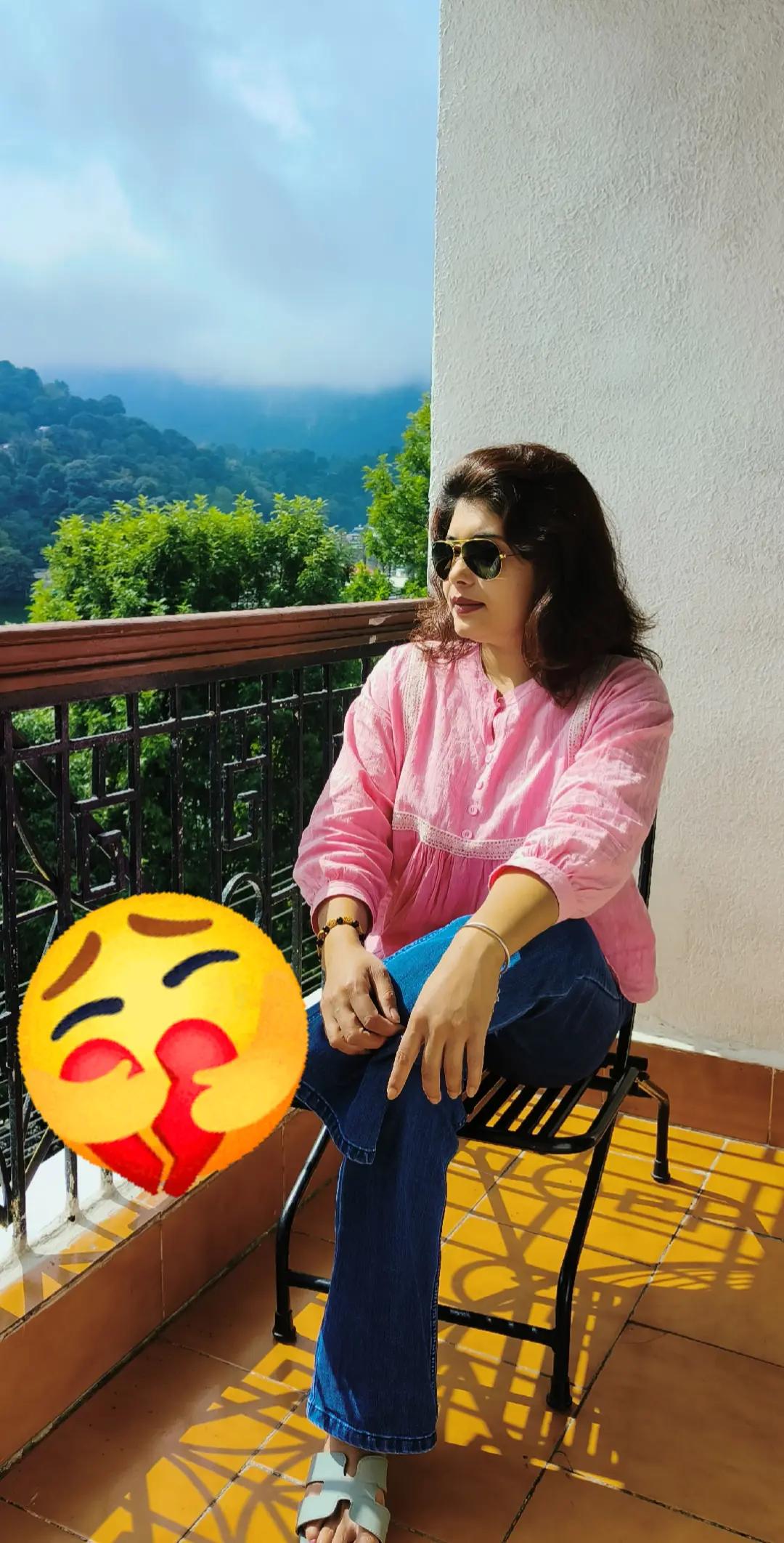 @Laxmi ❤️ 💕