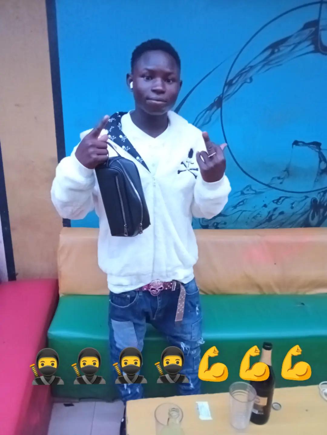 @KING VIRUS DE L' OR
