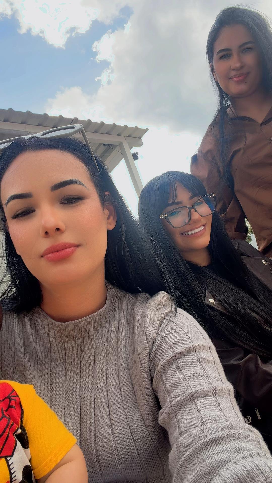 @Gabriela