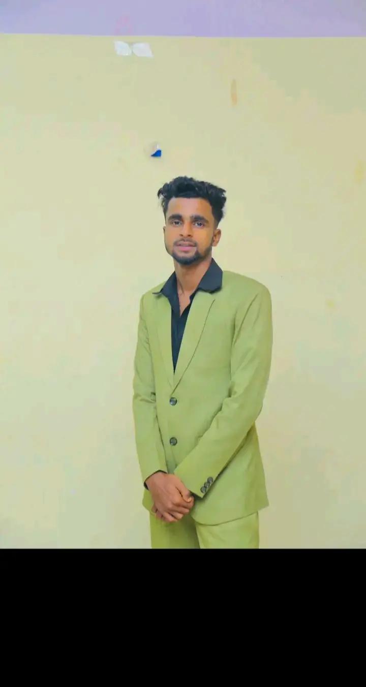 @aaryan