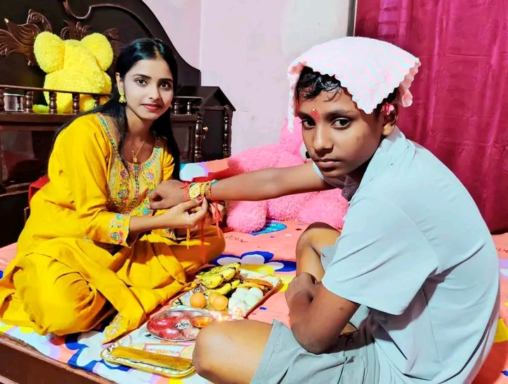 @rakhi thakur🌸🕊️