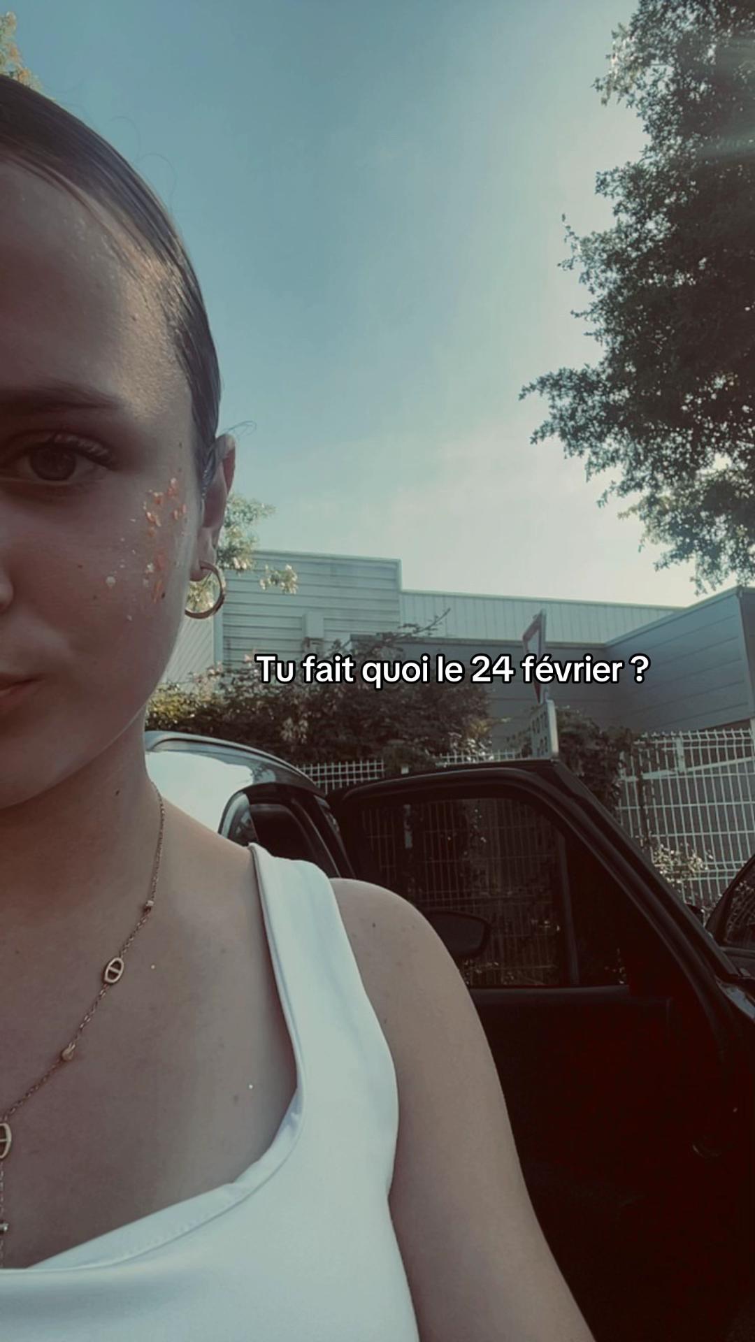 @Mae. ᥫ᭡