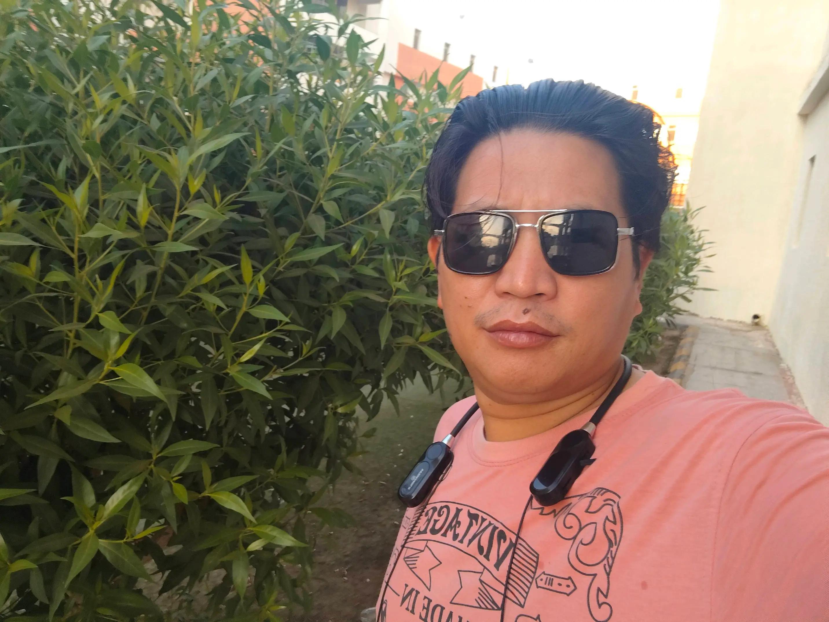 @तिमी बिनाको अधुरो जिन्दगी