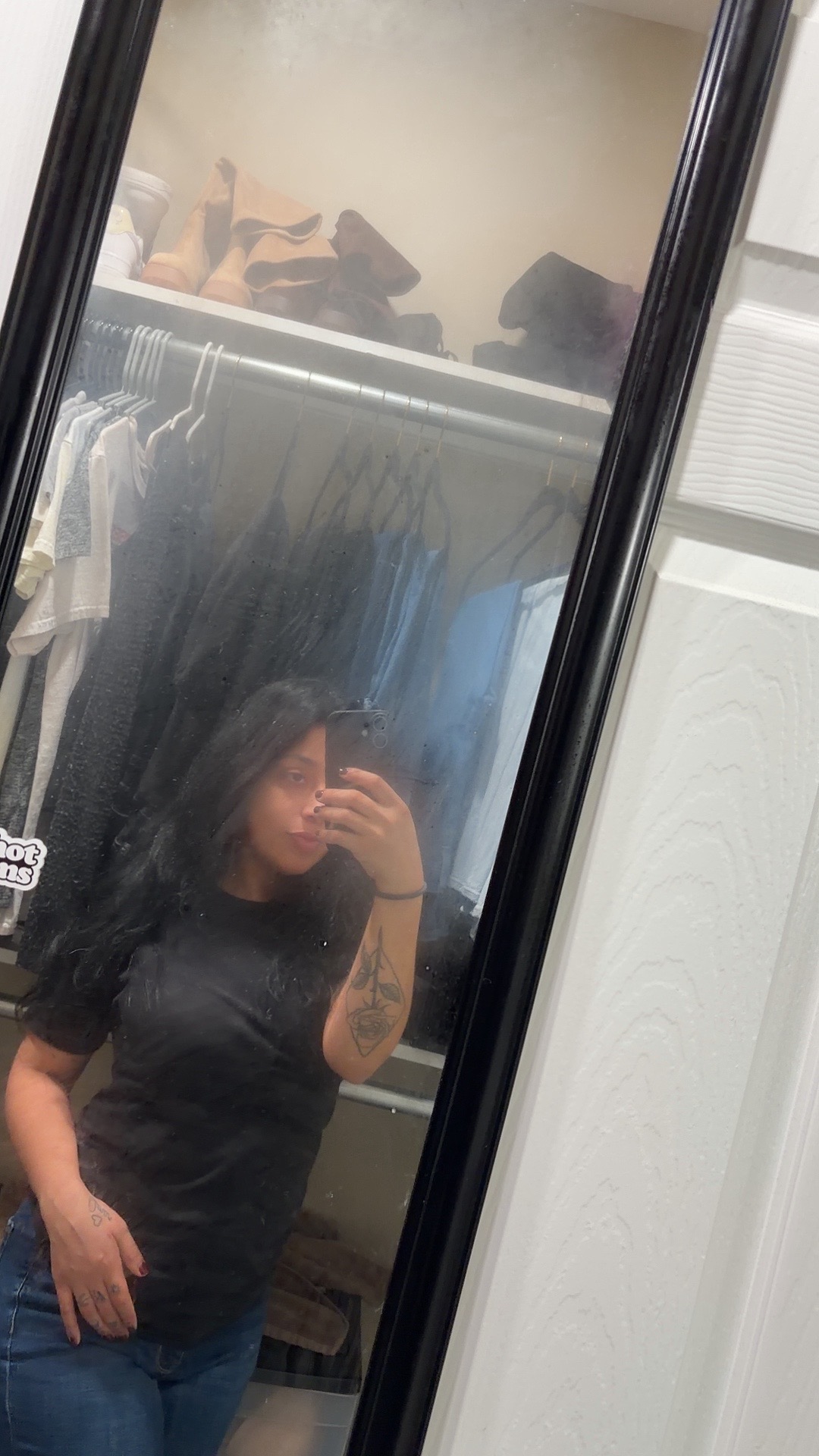 @_alejandraaa666