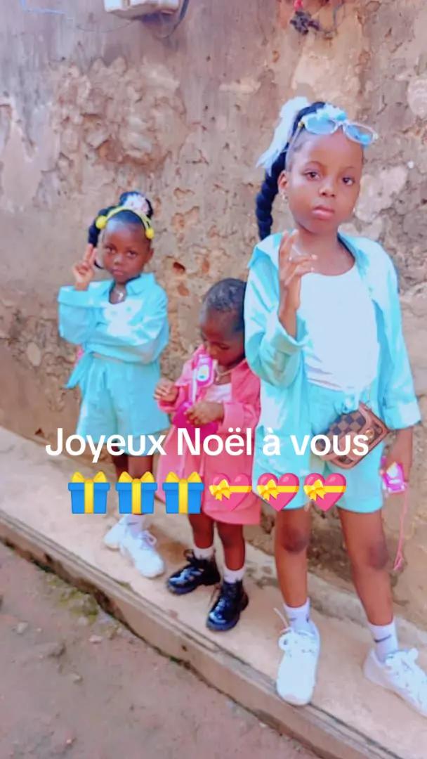 @B&eacute;n&eacute;dicte thonono