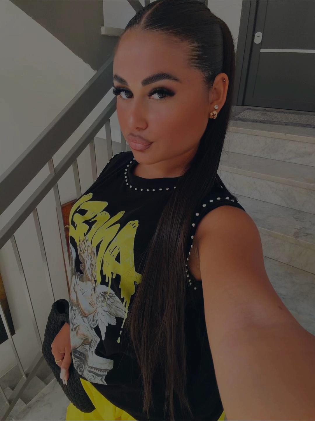 @C🌟