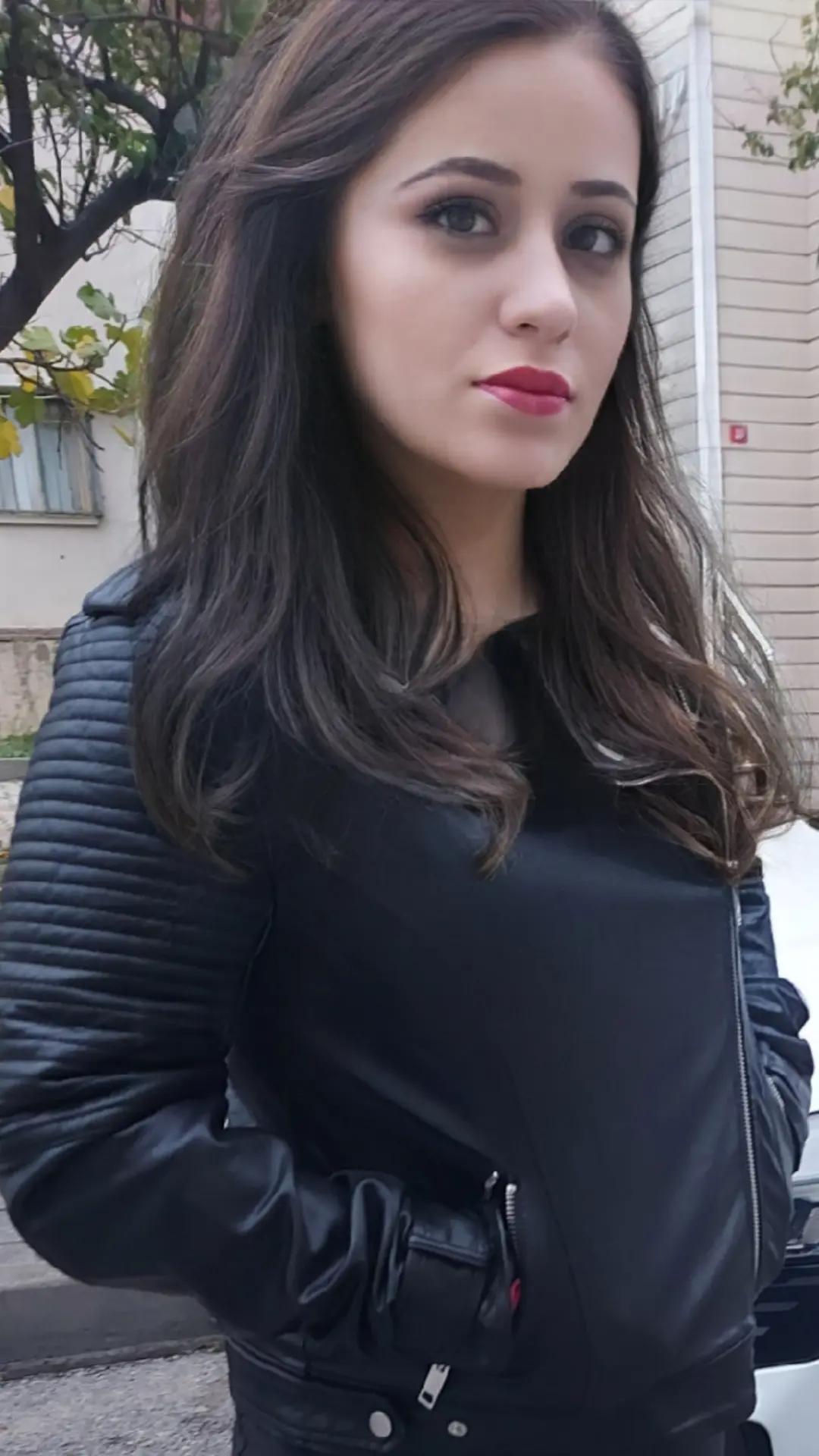 @yasemin
