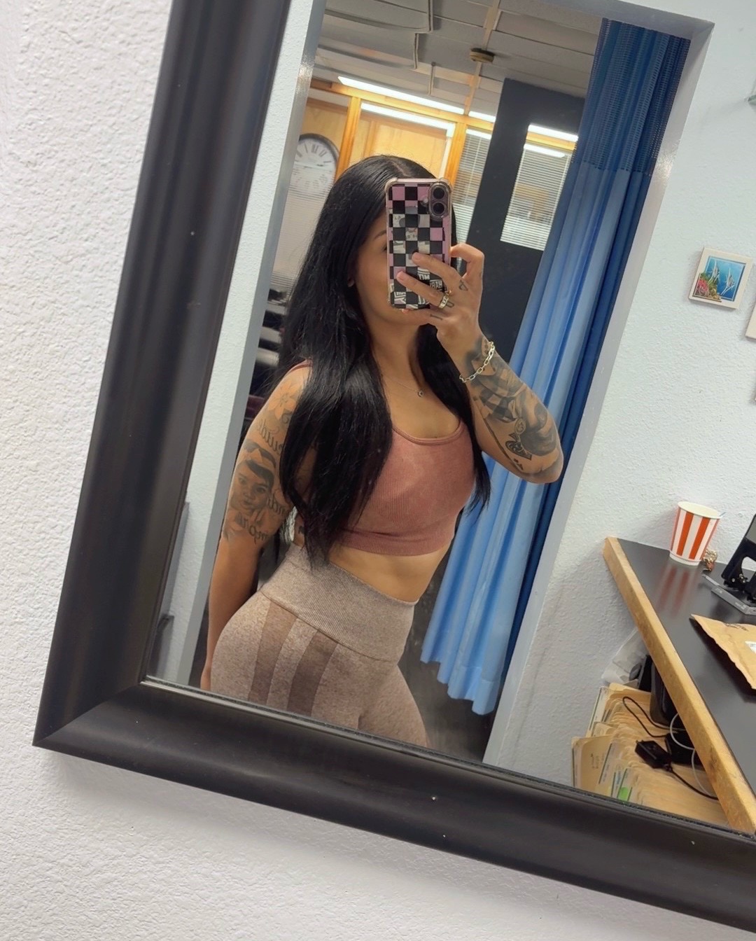 @VentureBabe🦇🕷️🕸️