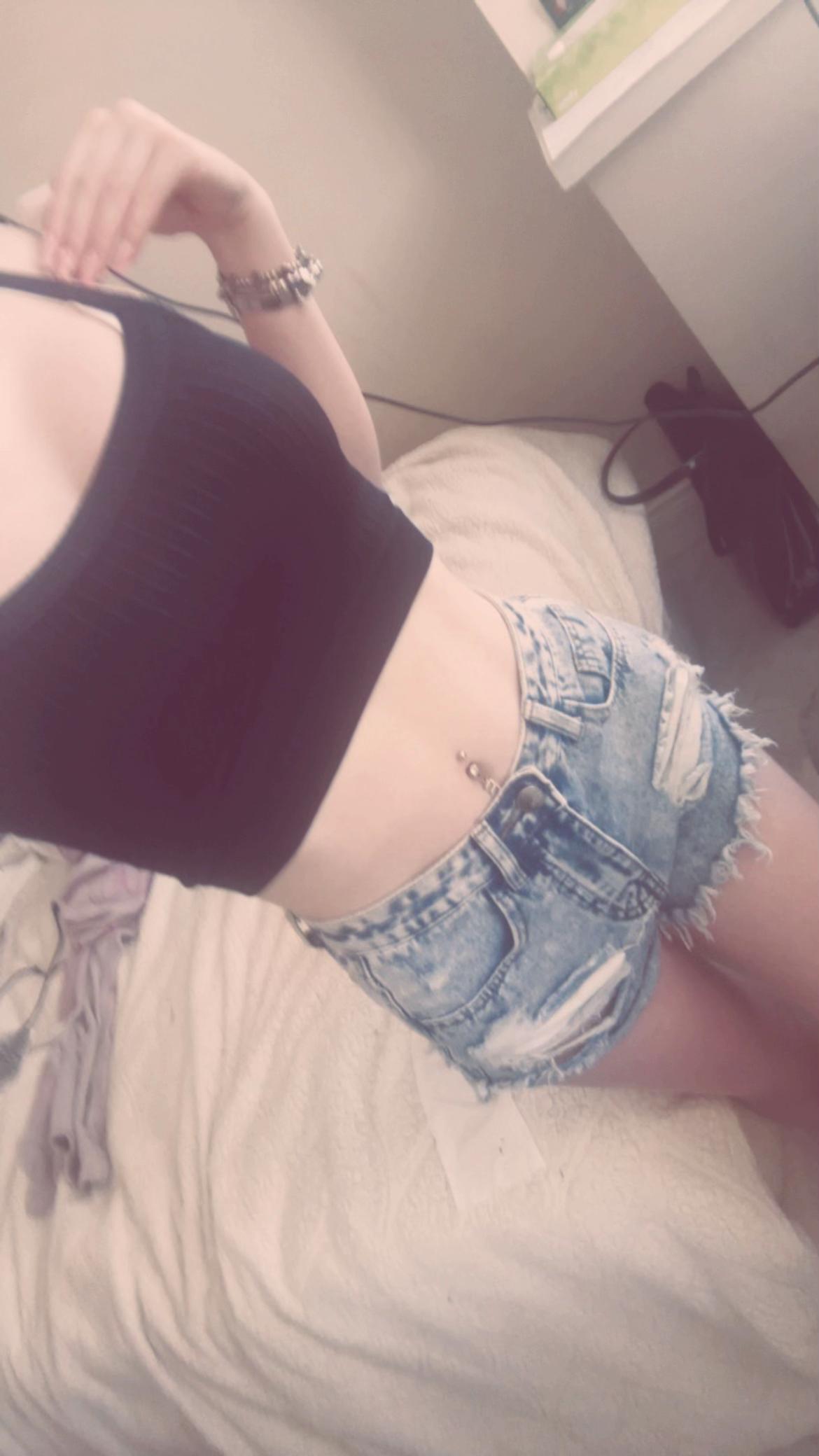 @𝓔𝓑&hearts;️