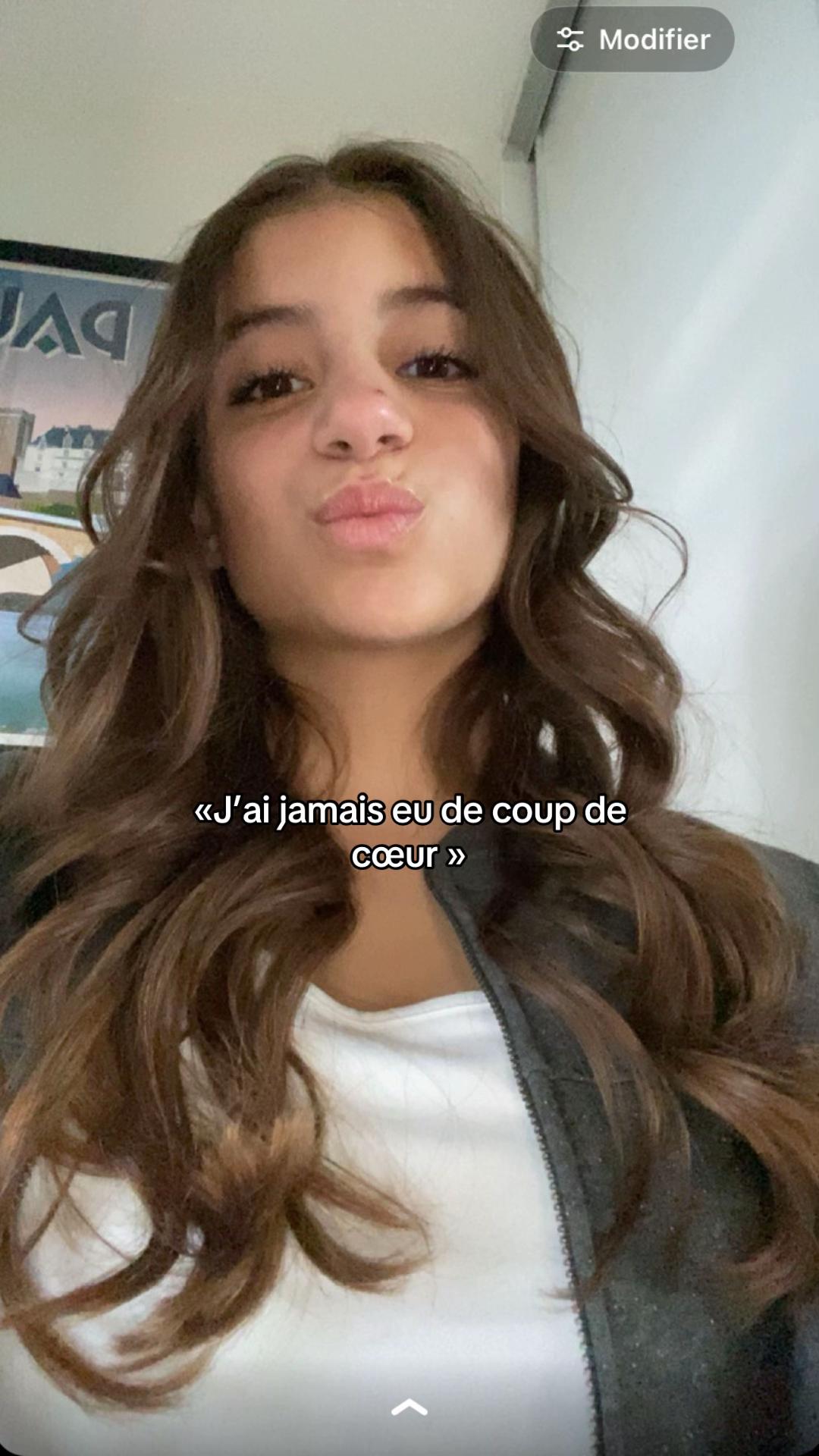 @𝓕𝓪𝓯𝓪 𝓮𝓽 𝓗&eacute;𝓵𝓸