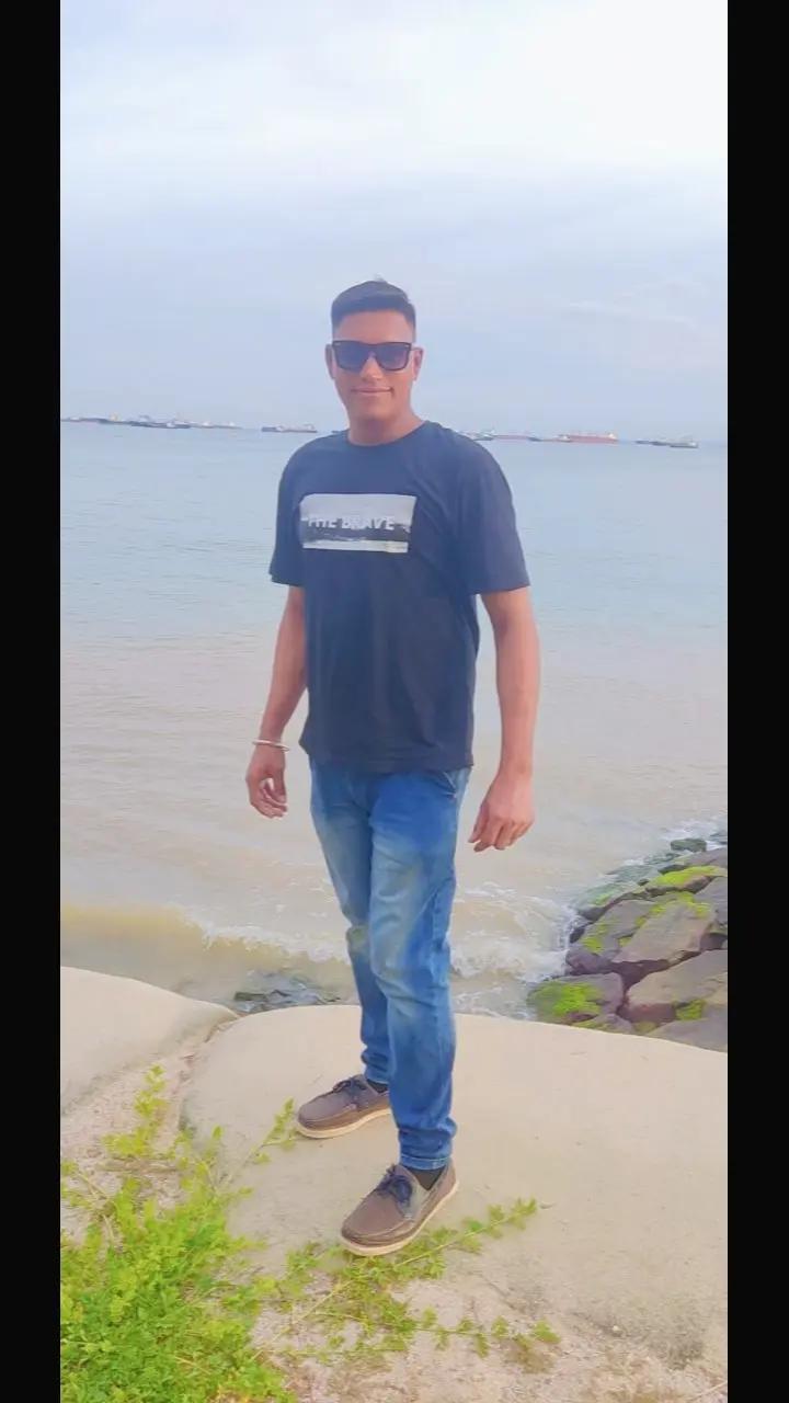 @harshRajput🇭🇲🇸🇬