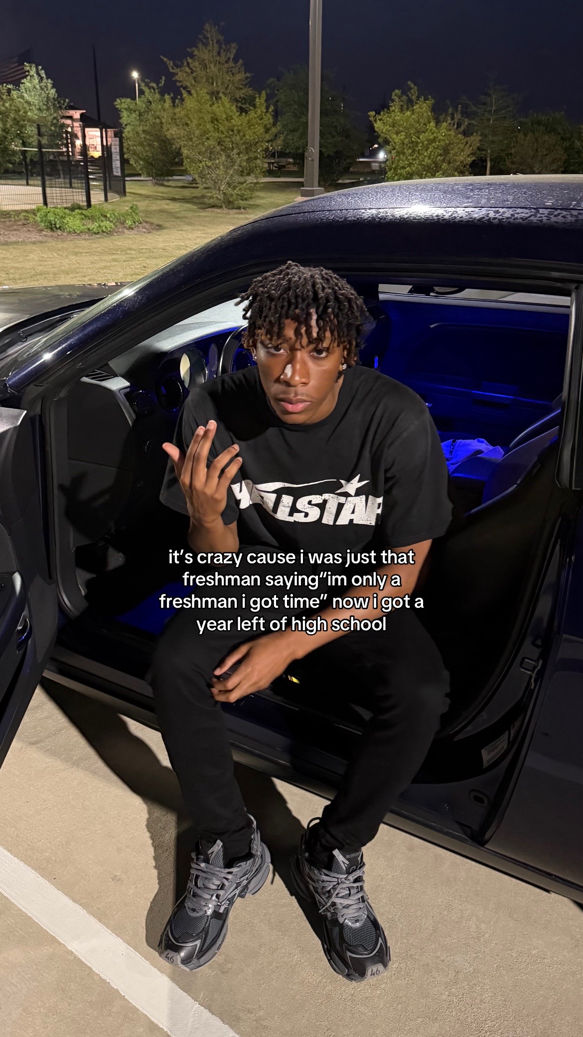 @⃟