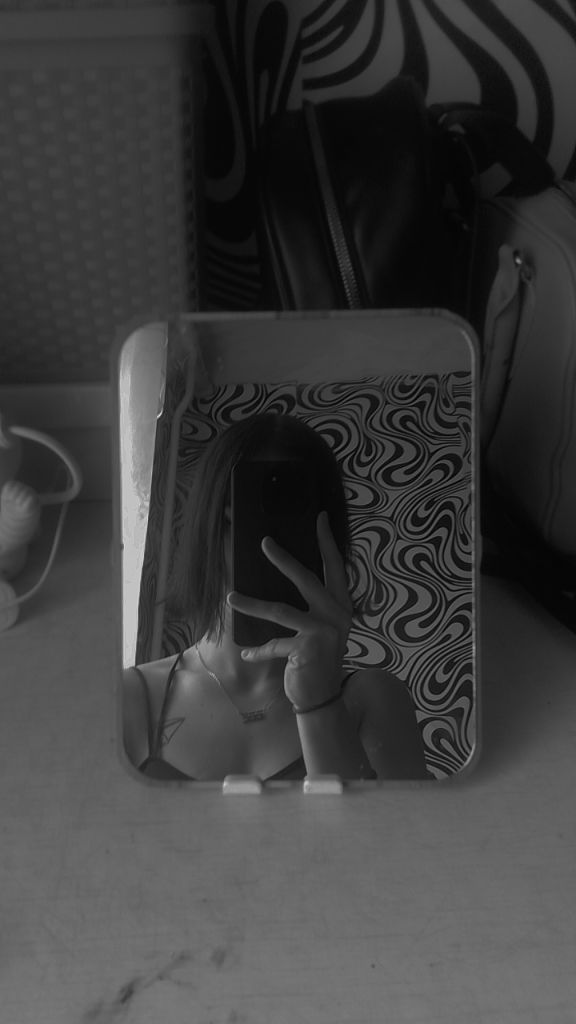 @🖤П_о_Х_у_И_с_Т_к_А🖤