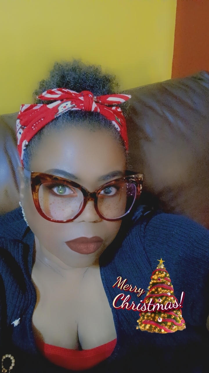 @👑❤️ QueenDe45❤️👑