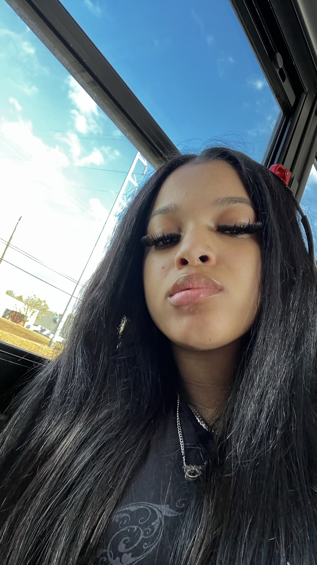 @kenzi.