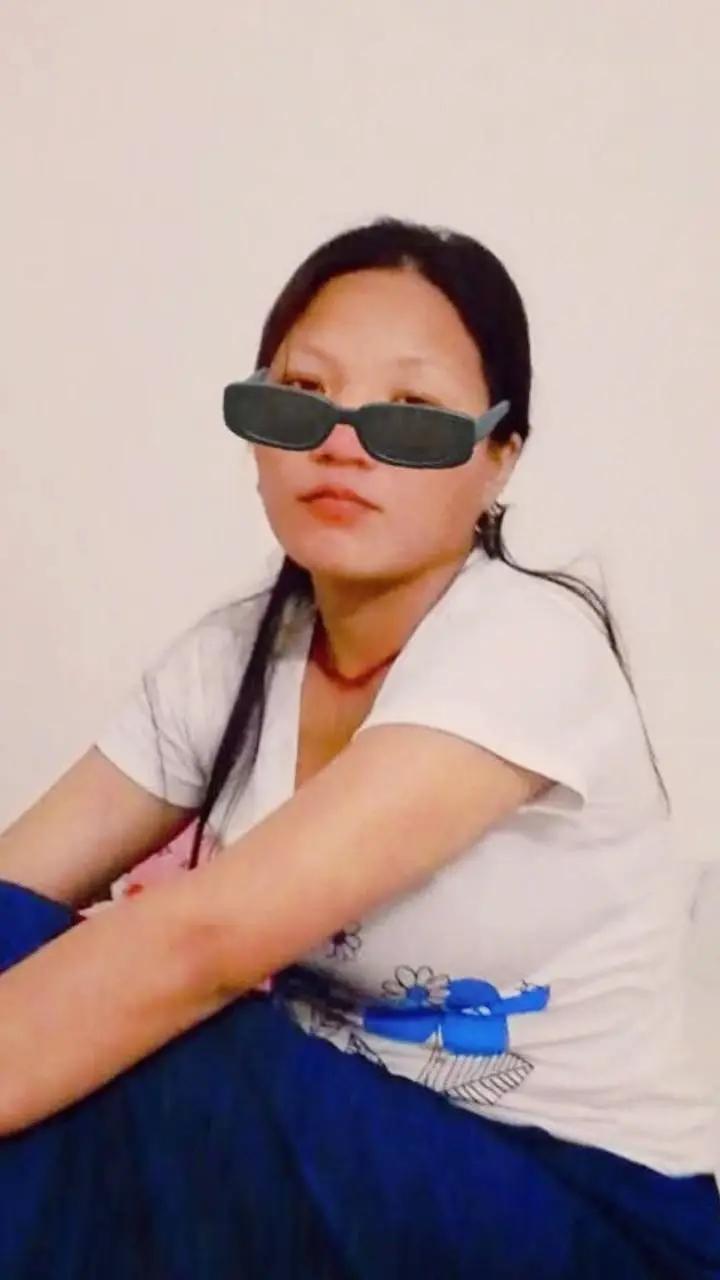 @dipika Magar✝️🛐