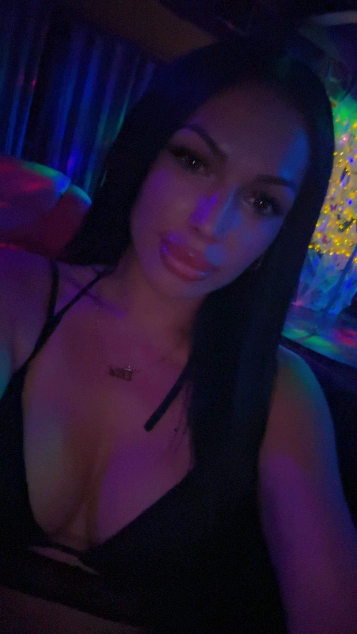 @Ella Ella