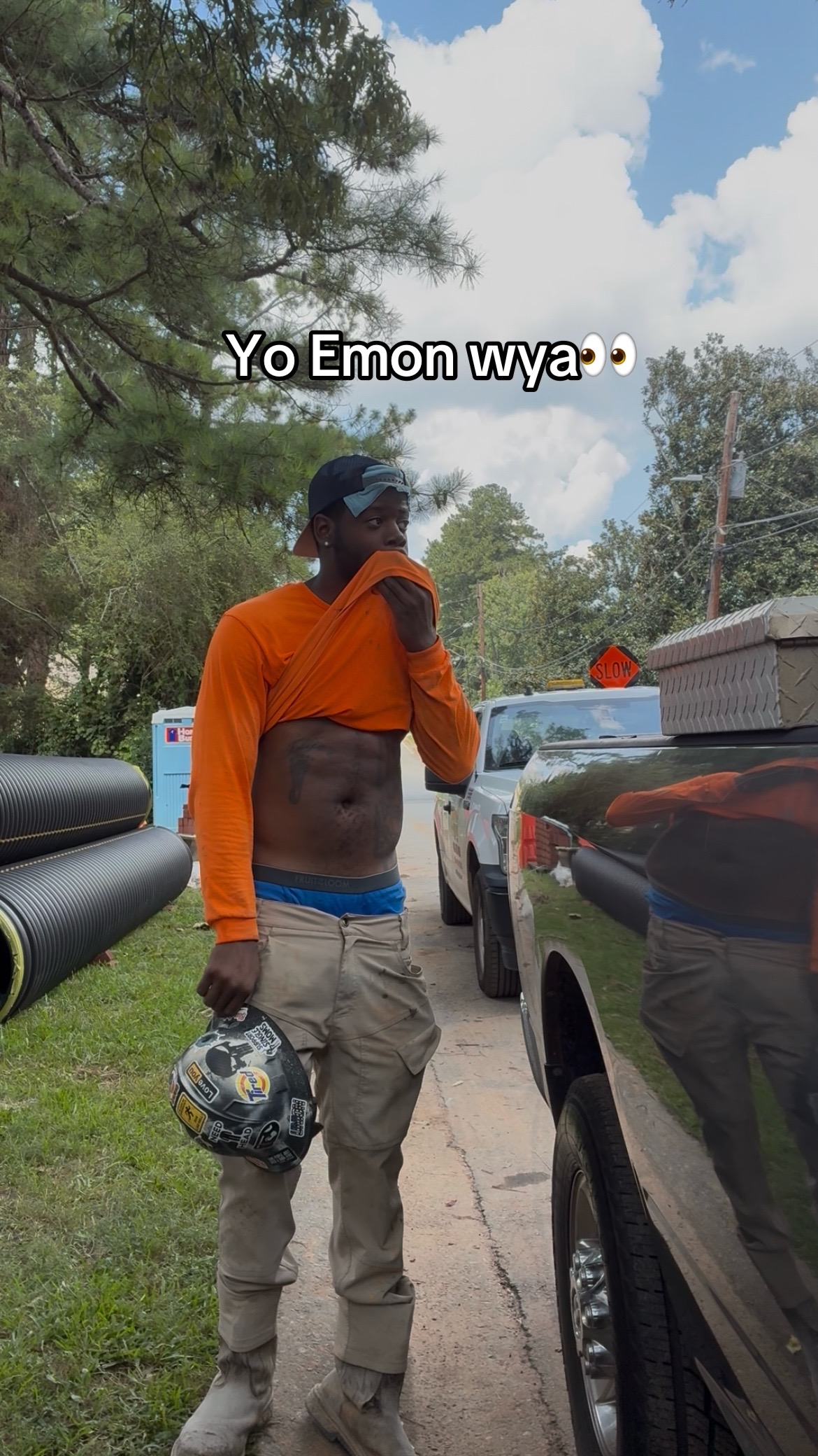 @E M O N
