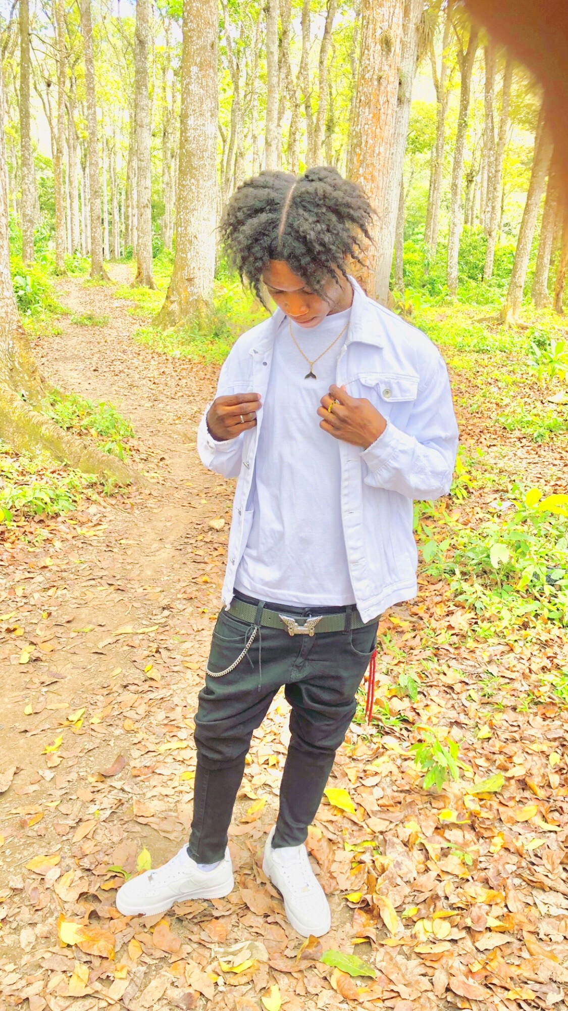 @y.E.I.S.O.N papi 🍫🍫🩸💔🖤💜