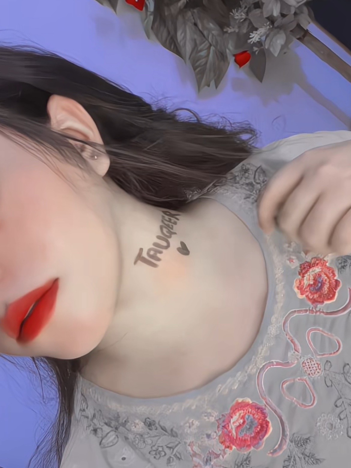 @AiizaL