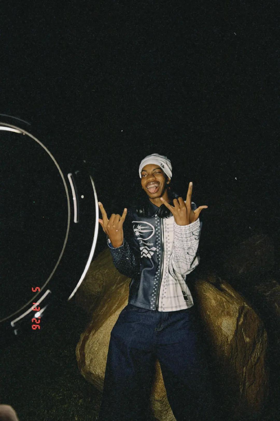@its_.𝕸𝖊𝖑