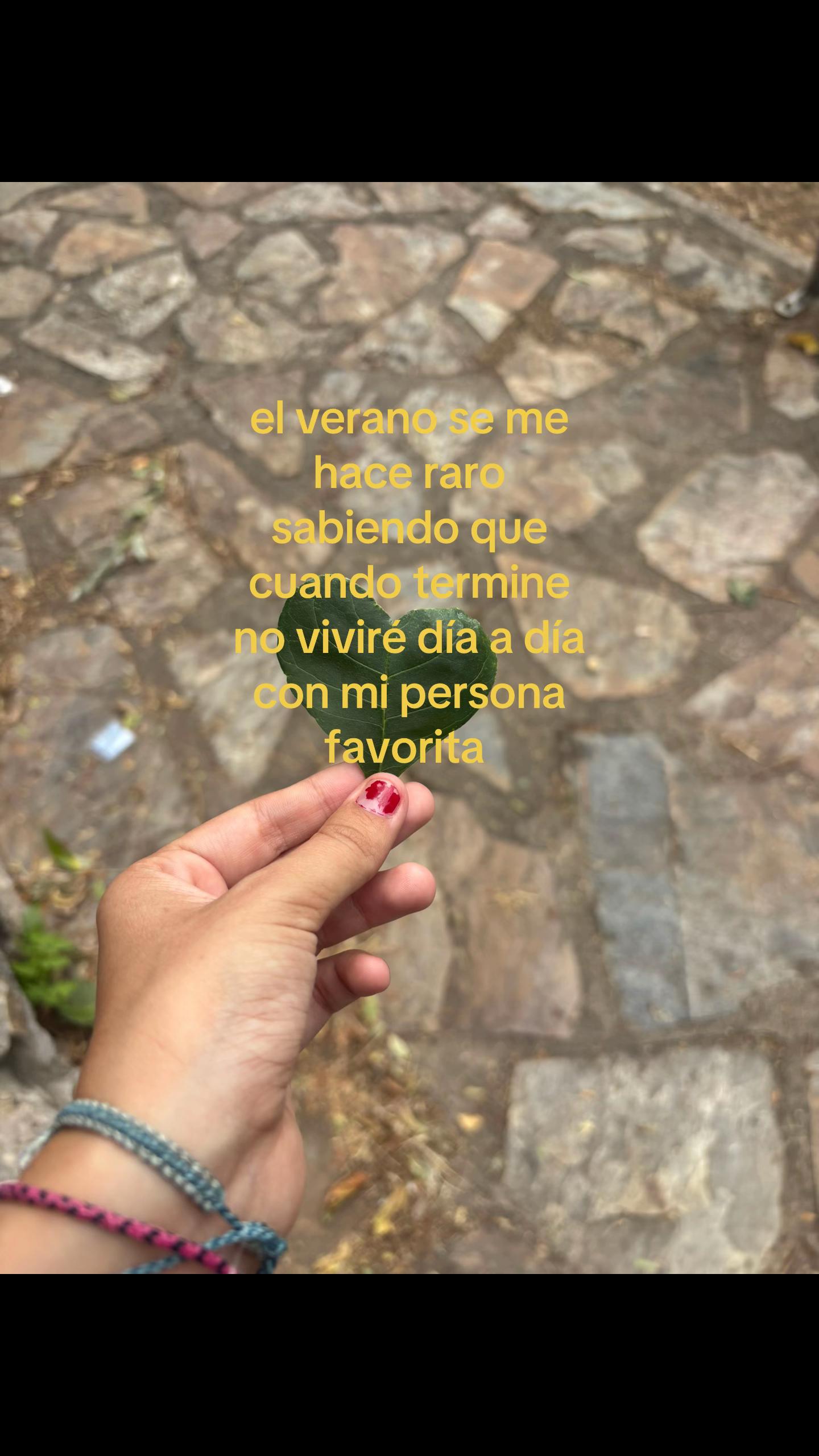 @naiaragonzalez