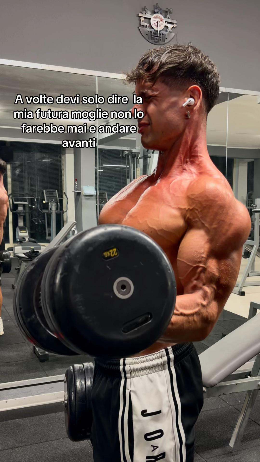 @ciccioversace