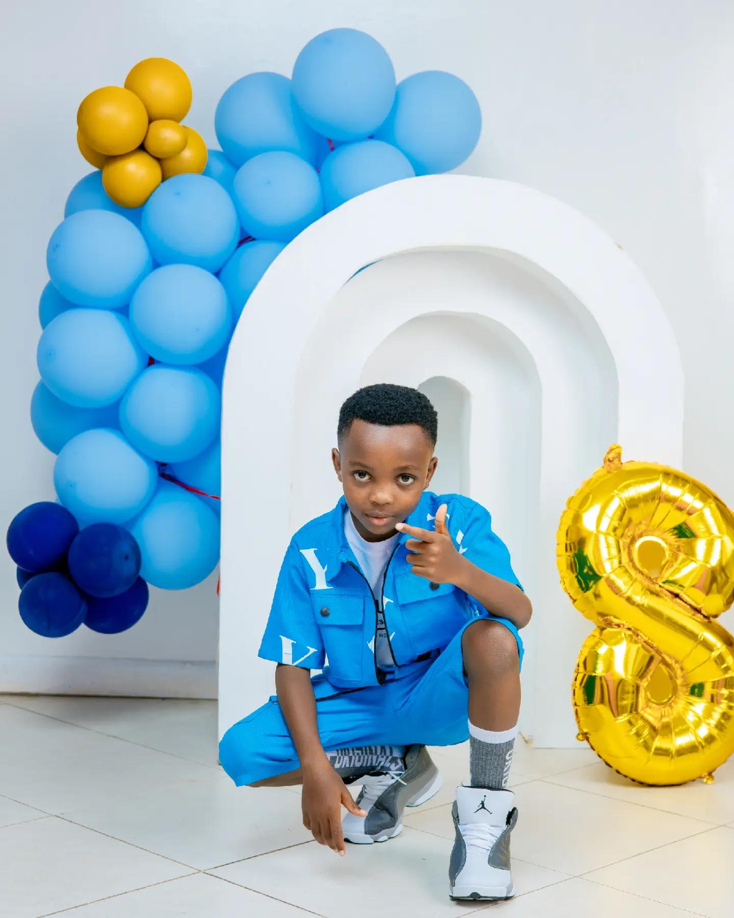 @Veestudioke