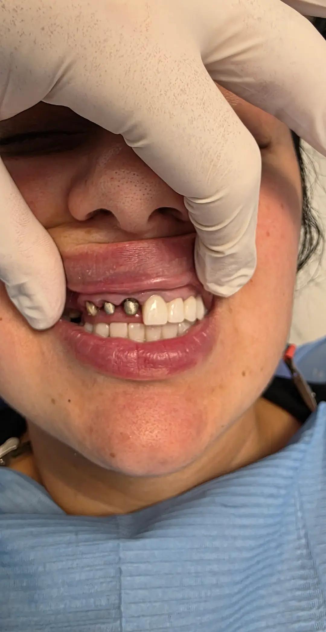 @Manjani Dental