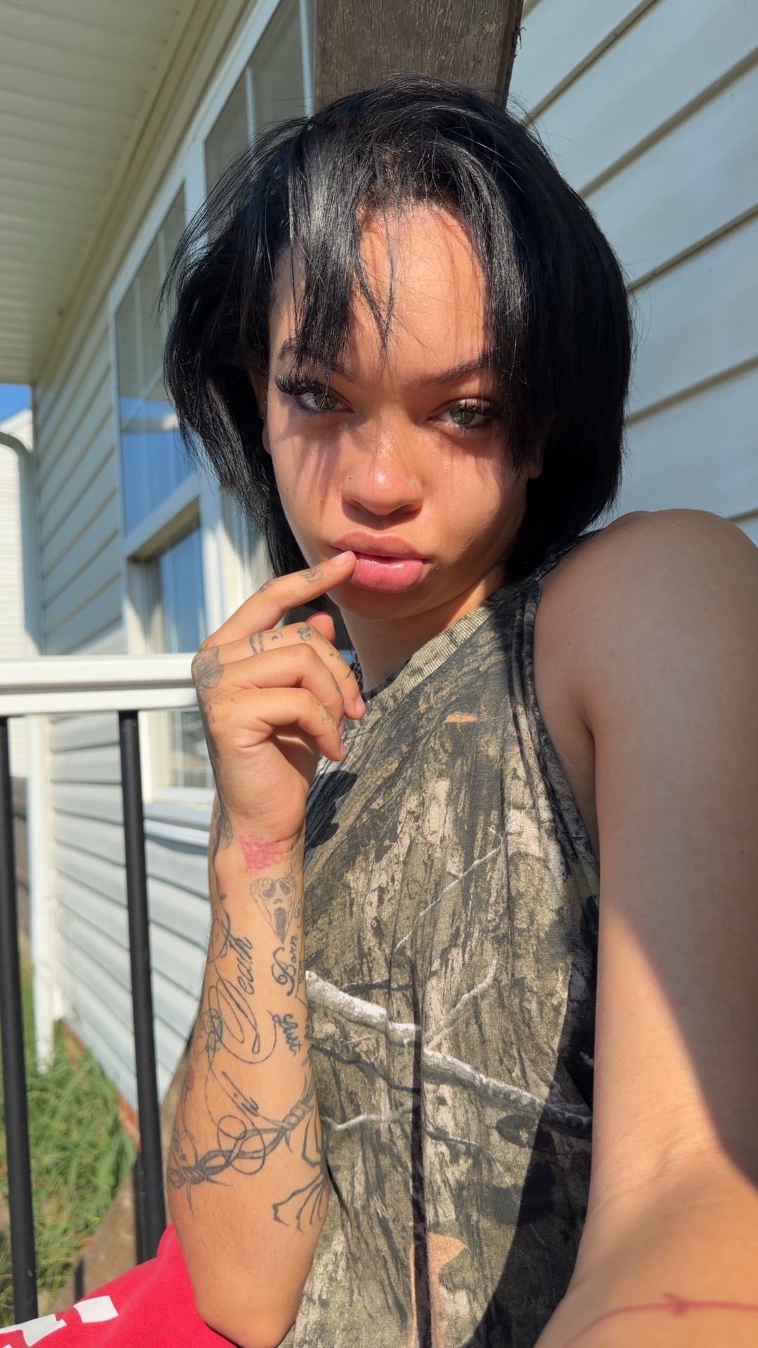 @Navadaqueen