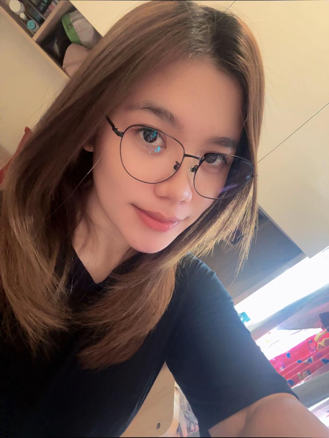 @_gee🐝