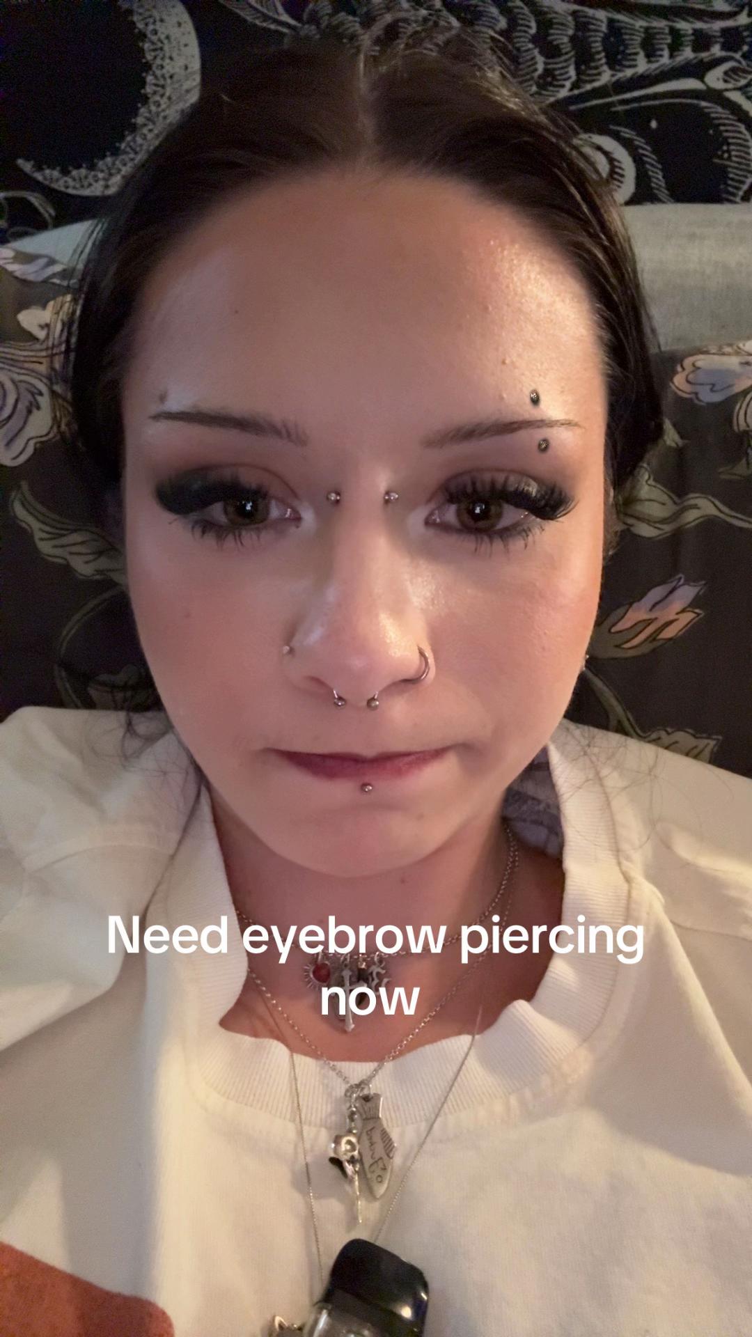 @Chloe🪲