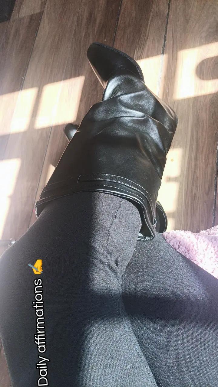 @🩷 نادية