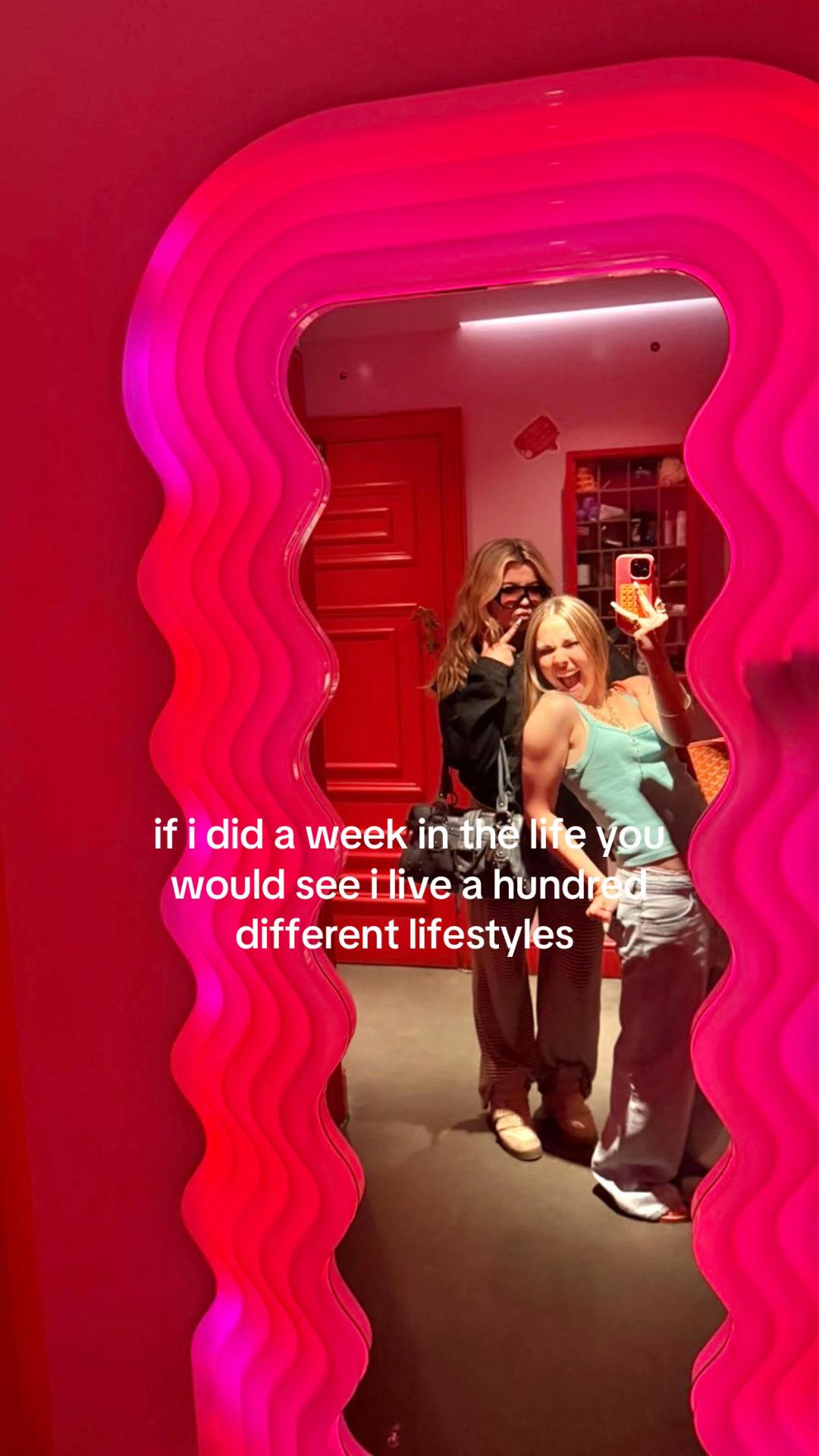 @lola ✭✭
