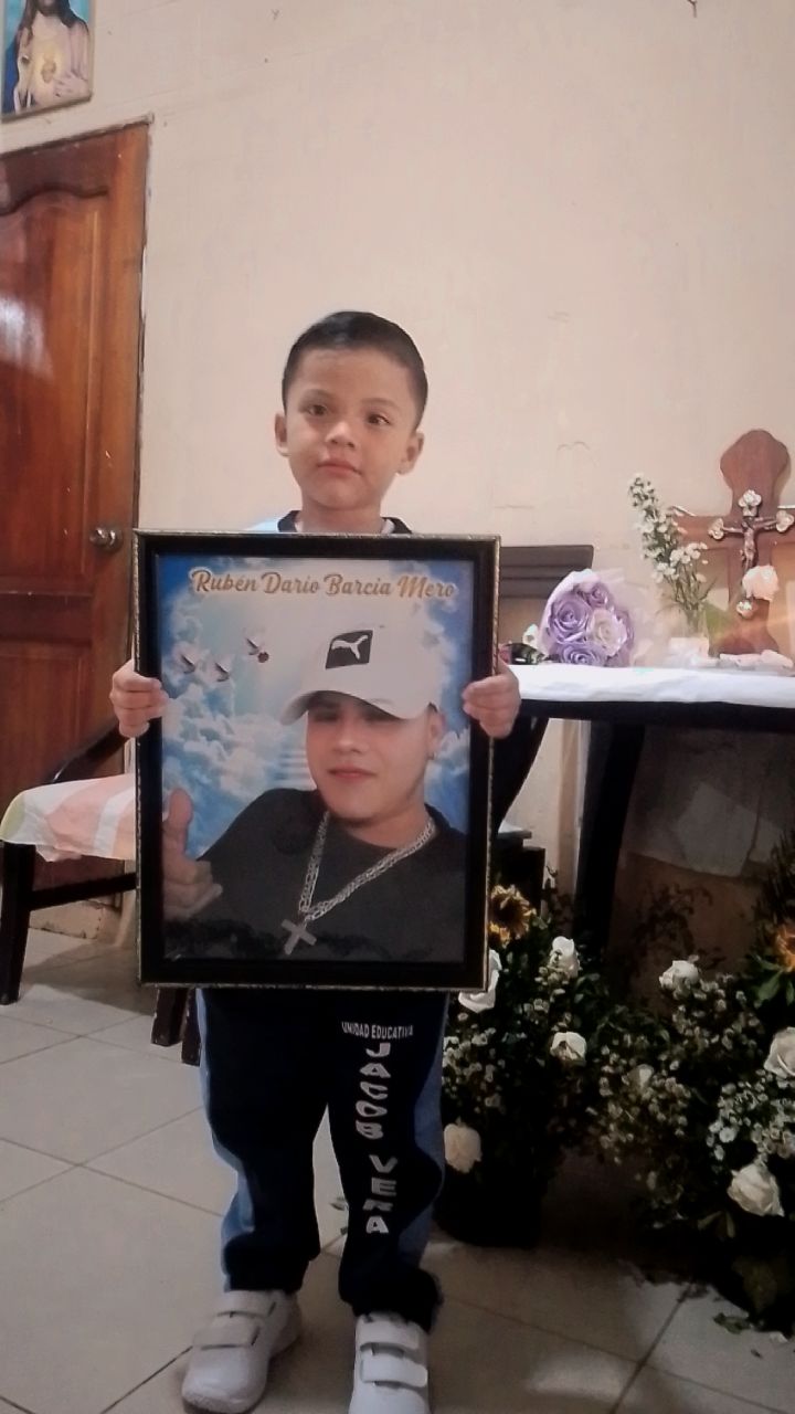 @Ana Mero