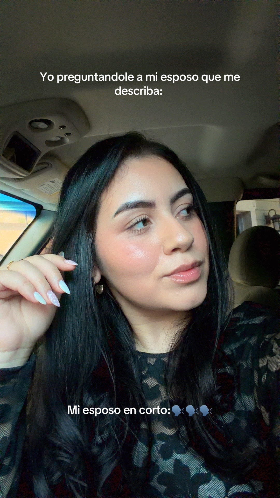 @Emily García