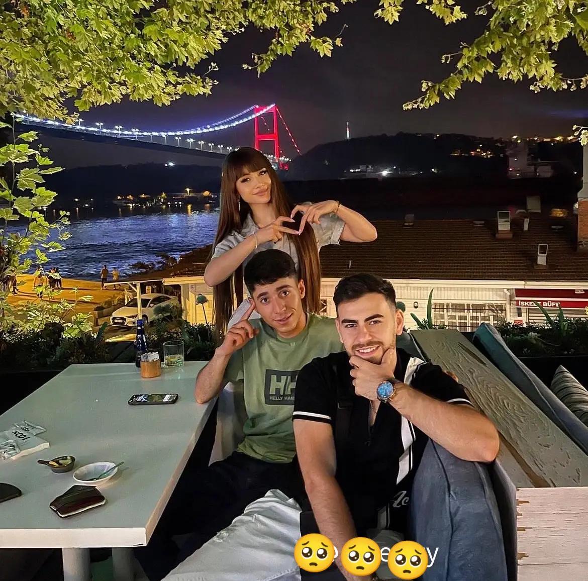 @tiktok magazin
