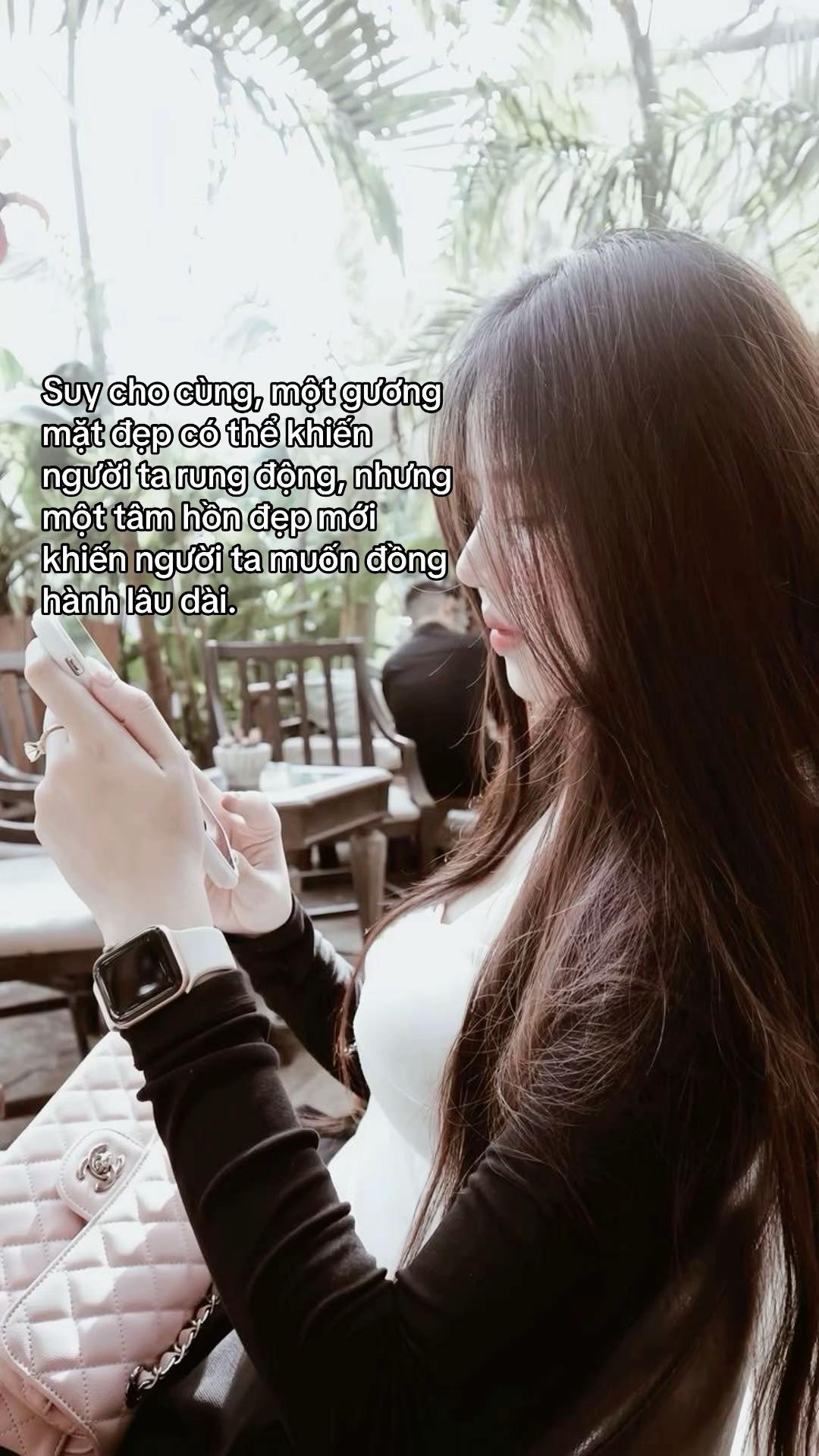 @Em gái nhà bên