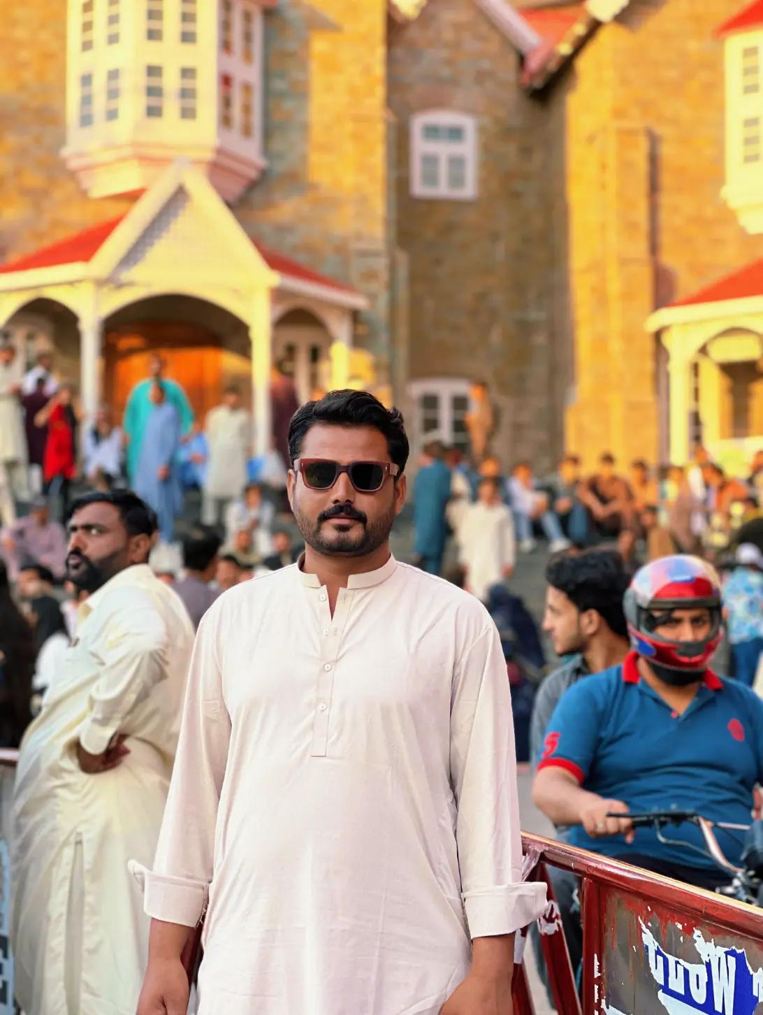 @shiazad khan