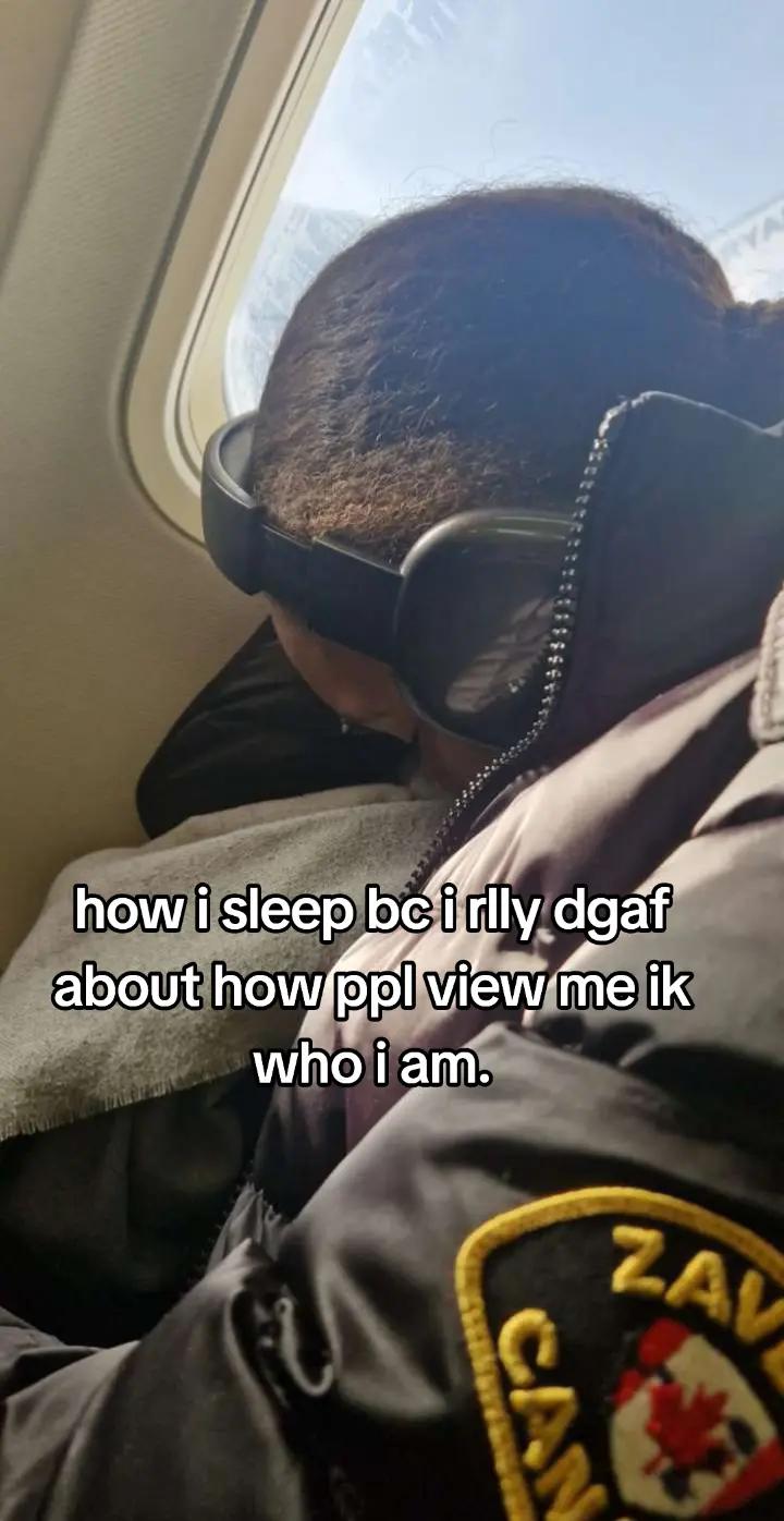 @𝐃𝐀🐐𝐒𝐏𝐀𝐌.