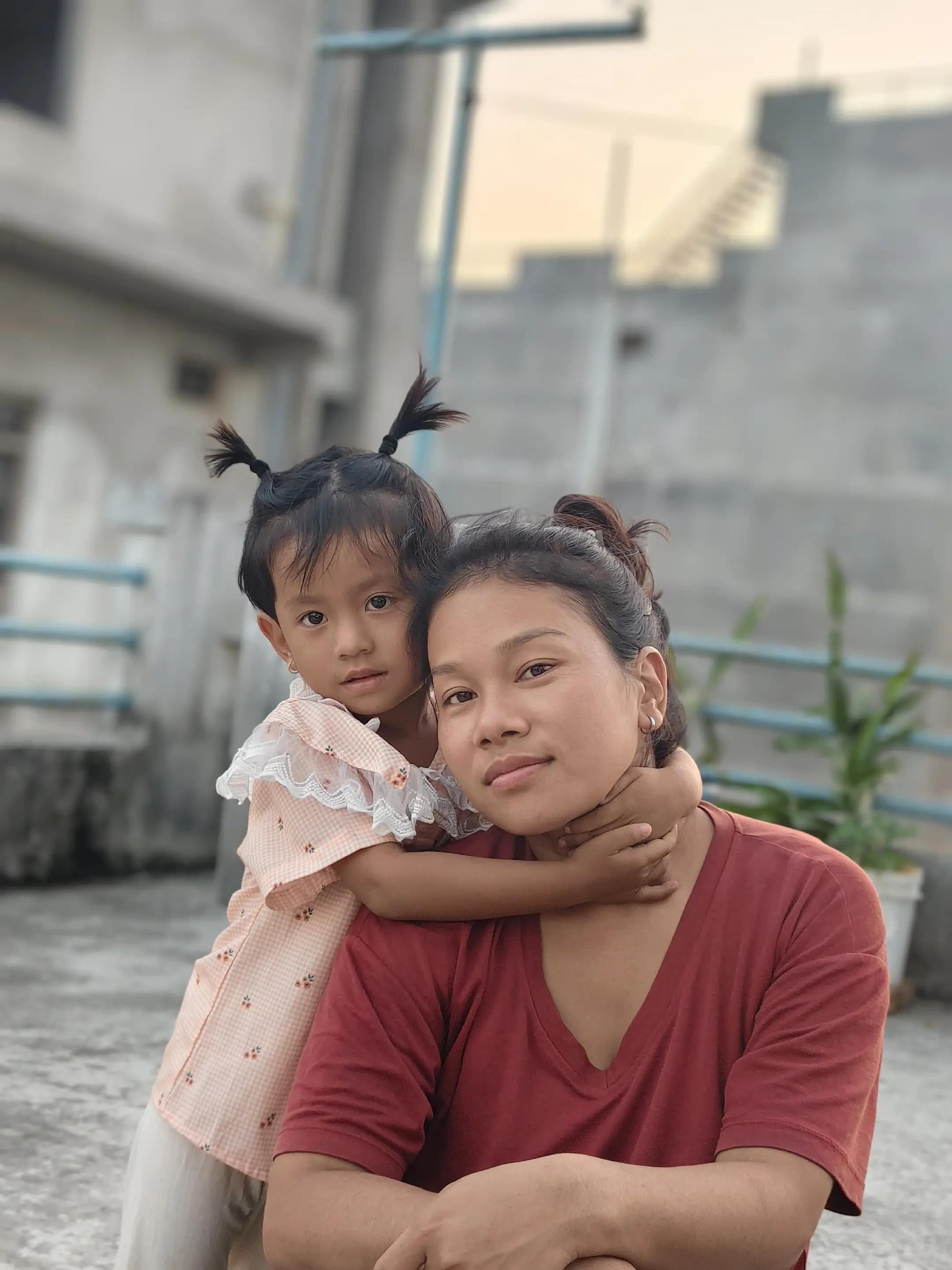@🌻👩&zwj;👦🌍