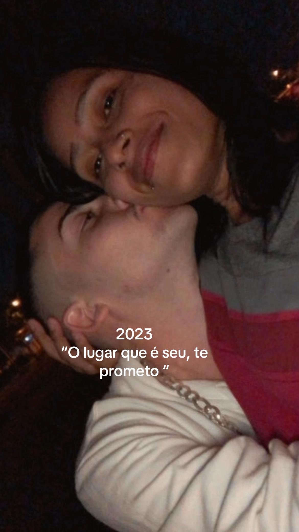 @vitoriarauj0