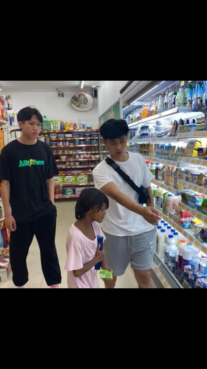 @Foji